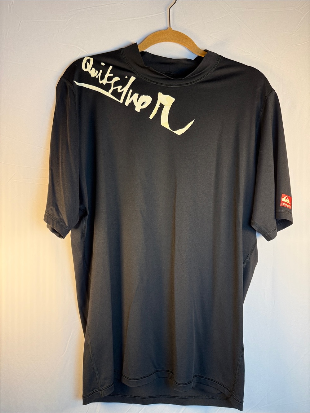 Vintage Quiksilver Black Short-Sleeve Logo Rash Guard